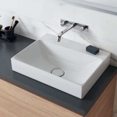 GEBERIT One pakabinamas keraminis praustuvas 75 x 48 cm, su vertikaliu nuotaku GEBERIT One pakabinamas keraminis praustuvas 75 x 48 cm, su vertikaliu nuotaku